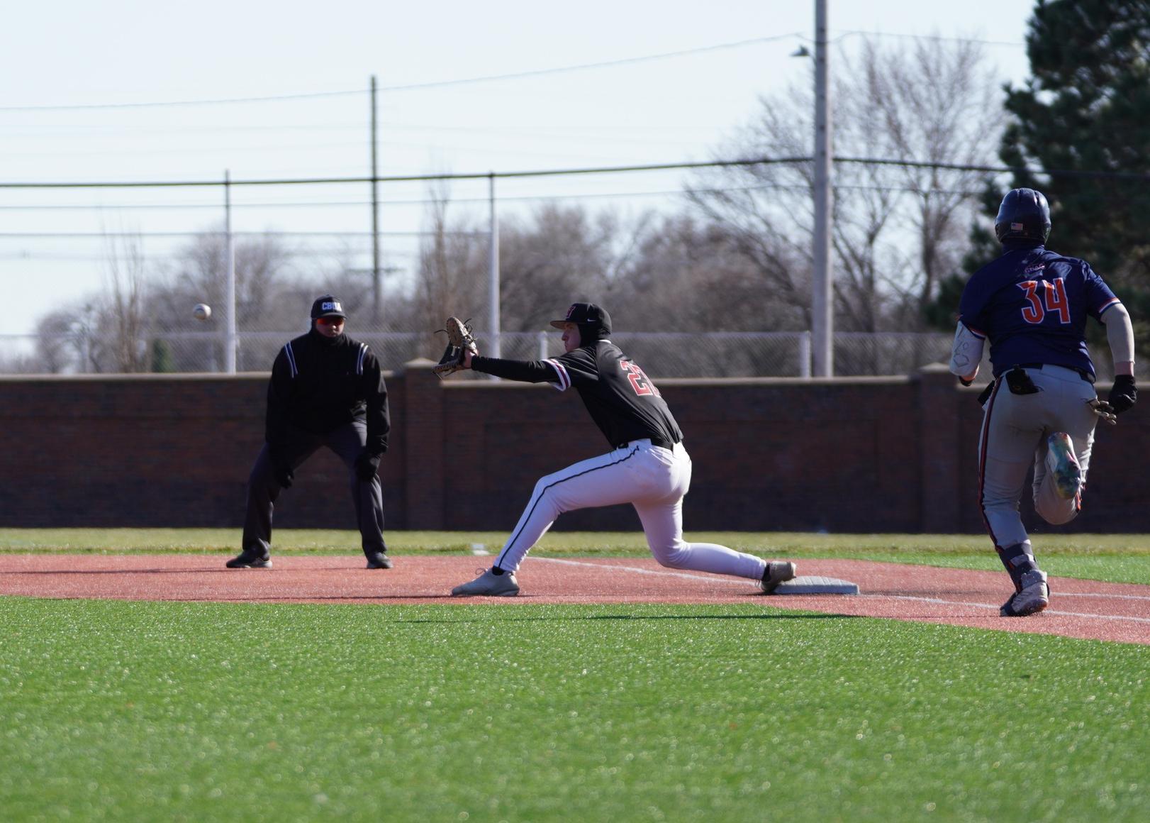 Baseball Swept by Northwestern