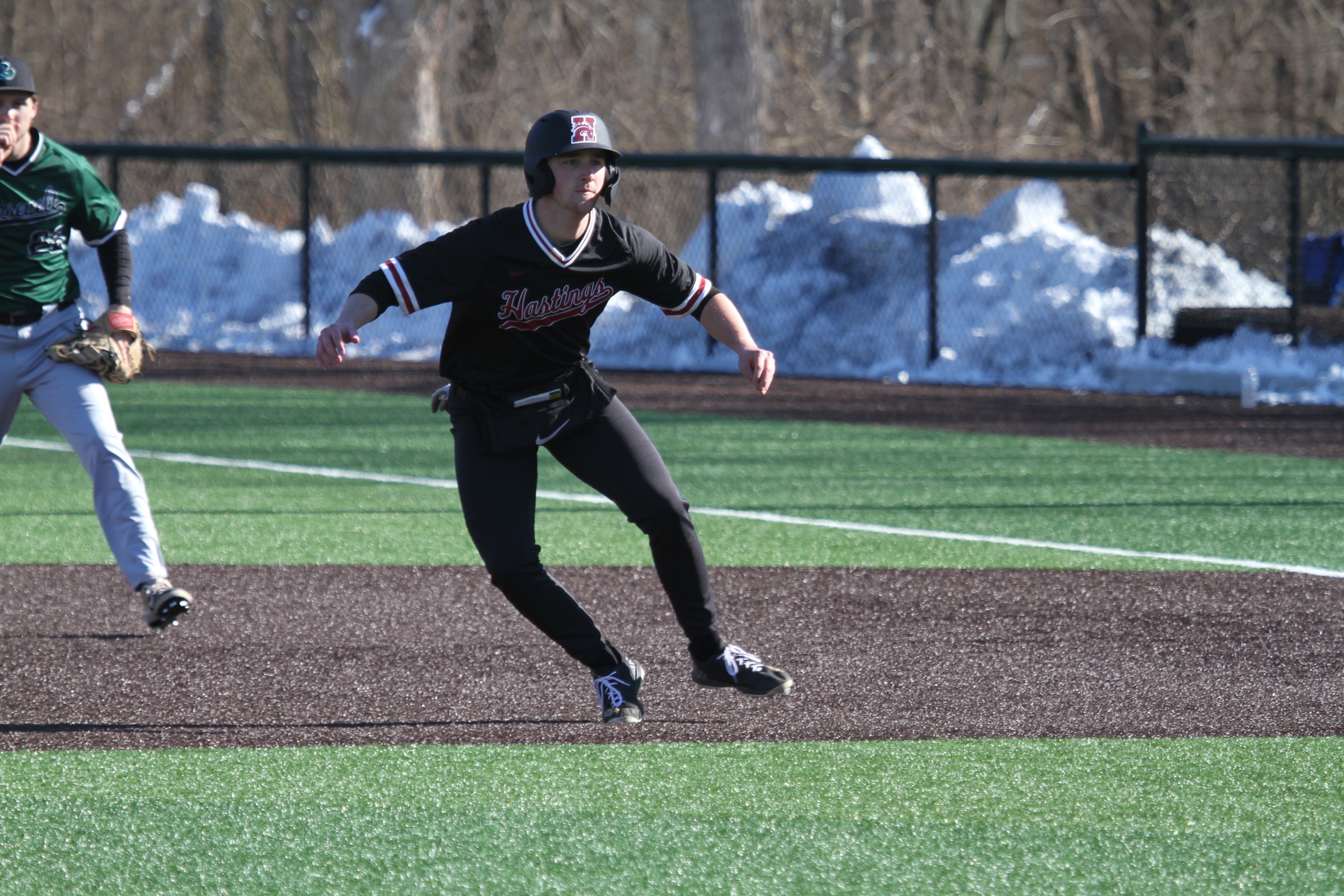 Baseball Drops Arizona Opener to OUAZ