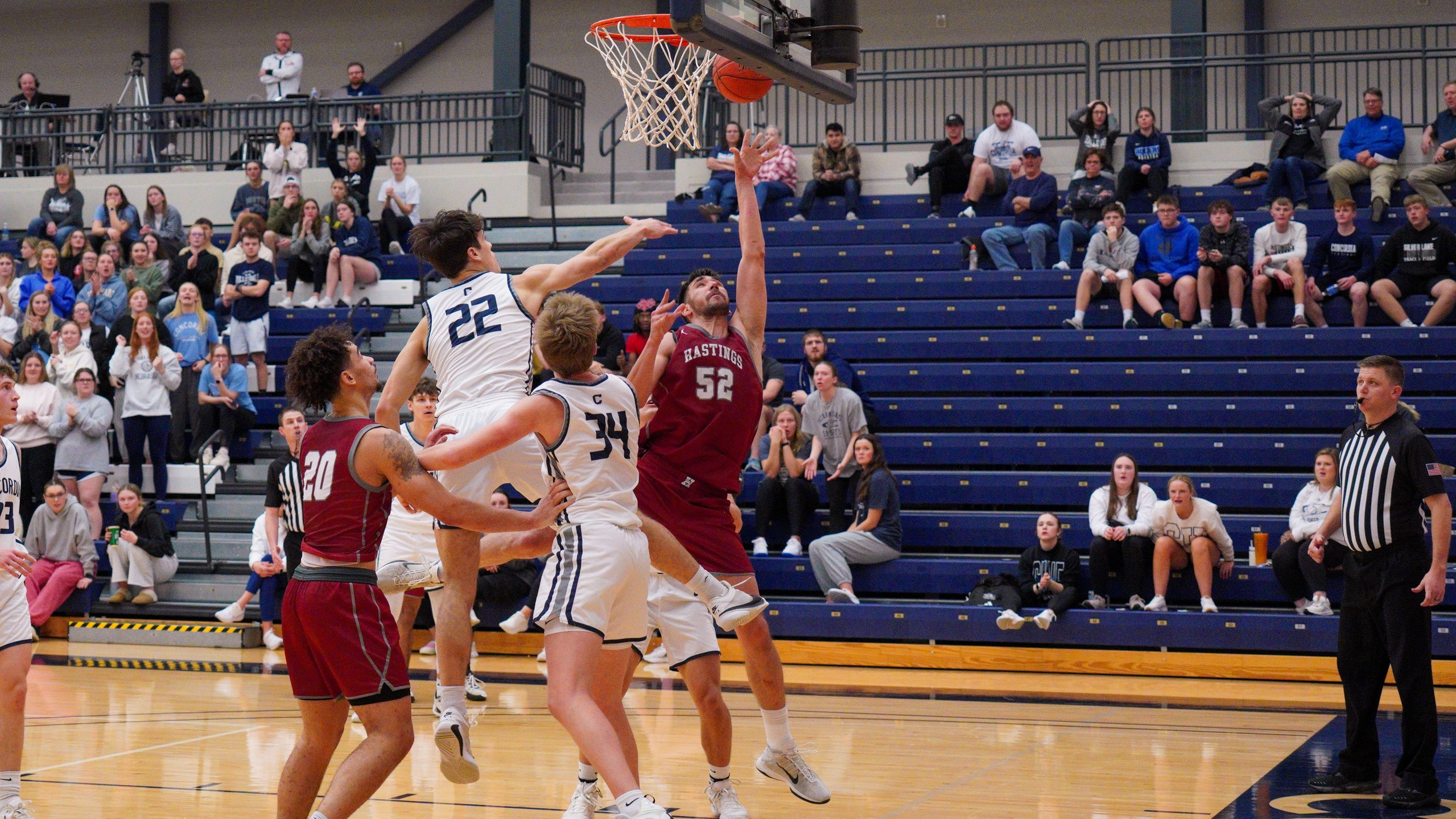 Men's Basketball Loses Heartbreaker to Concordia in OT