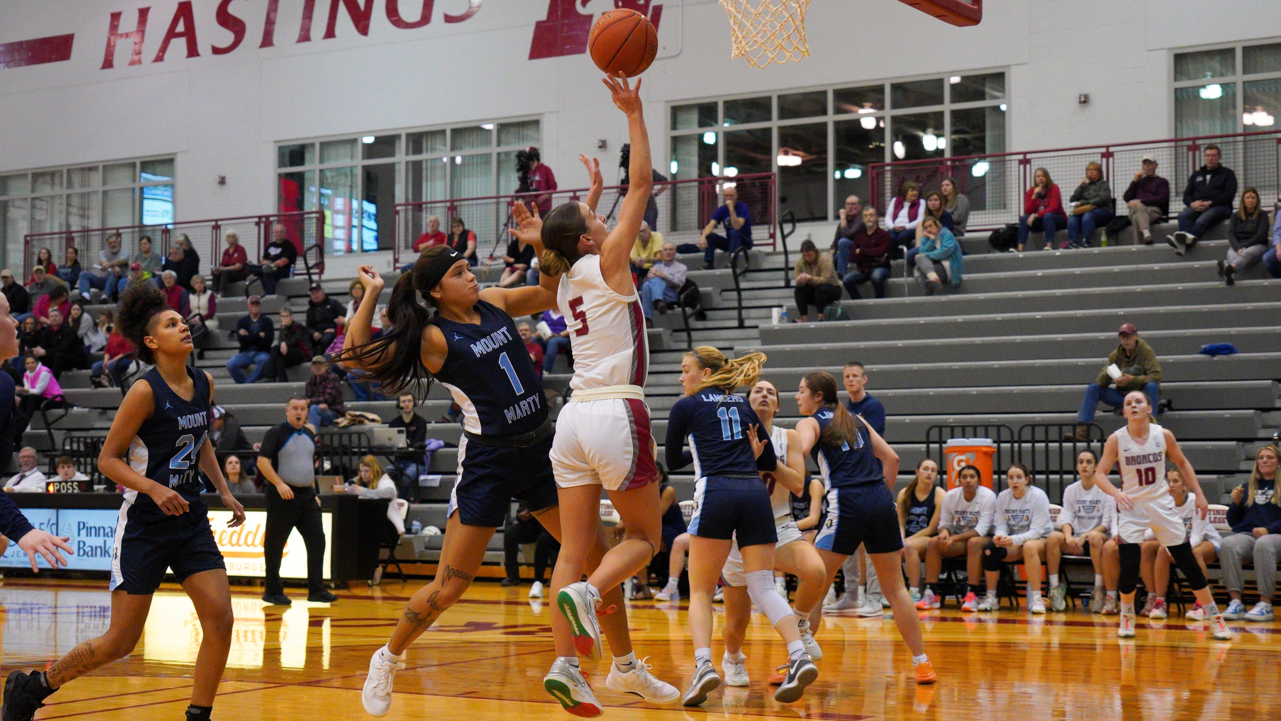 Women's Basketball Overcomes Slow Start to Down Mount Marty