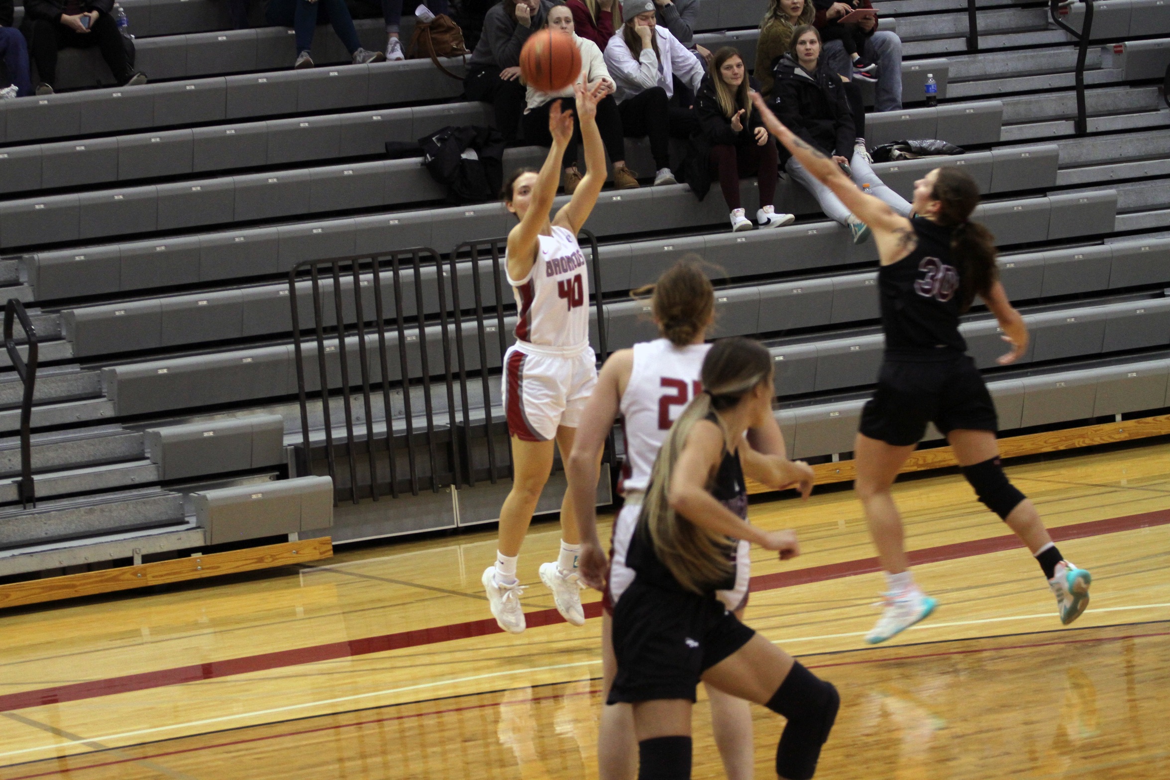 Women's Basketball Drops GPAC Match Up to Northwestern