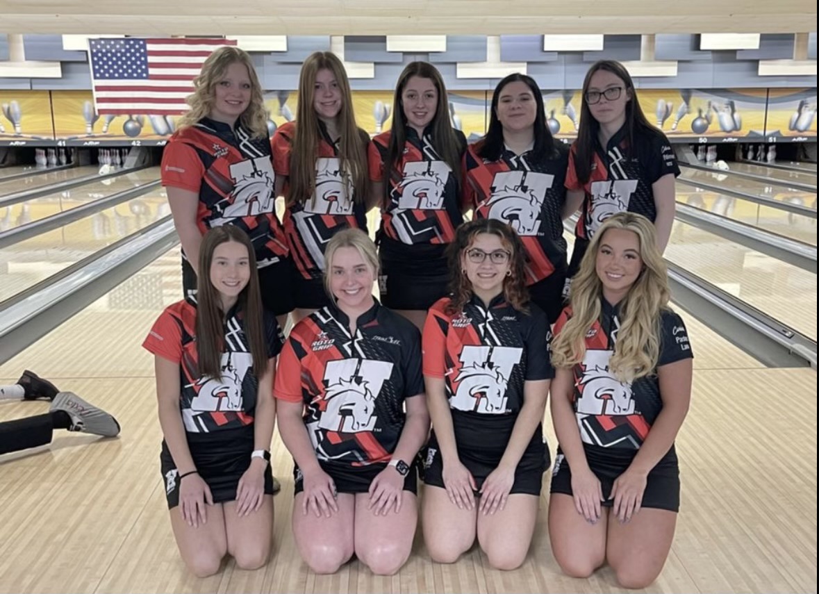 Women's Bowling Competes at Intercollegiate Team Championships